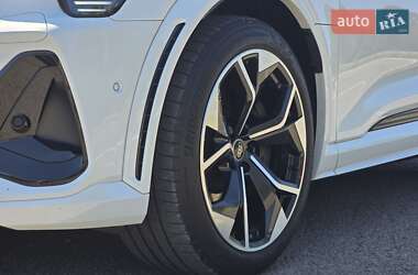 Внедорожник / Кроссовер Audi e-tron S Sportback 2021 в 