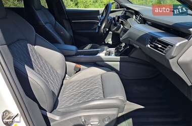 Внедорожник / Кроссовер Audi e-tron S Sportback 2021 в 