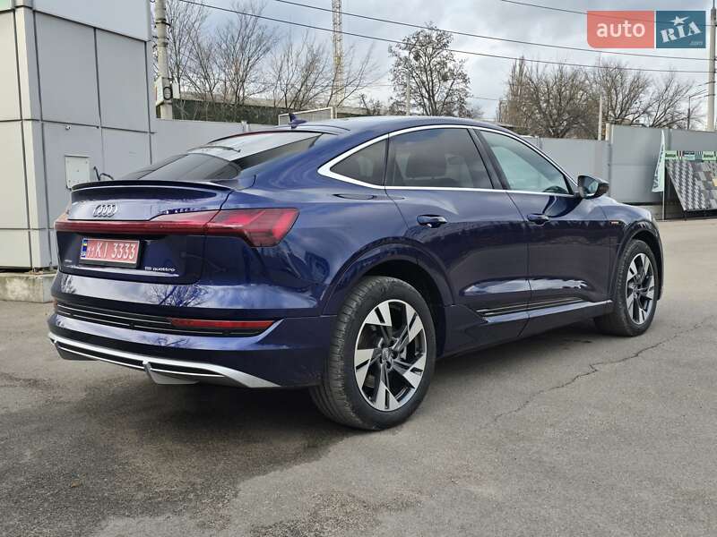 Внедорожник / Кроссовер Audi e-tron S Sportback 2021 в Киеве фото 6 Внедорожник / Кроссовер Audi e-tron S Sportback 2021 в Киеве