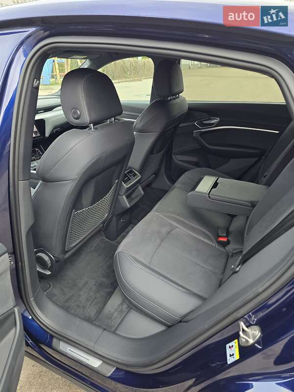 Внедорожник / Кроссовер Audi e-tron S Sportback 2021 в Киеве фото 26 Внедорожник / Кроссовер Audi e-tron S Sportback 2021 в Киеве