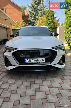 Внедорожник / Кроссовер Audi e-tron S Sportback 2021 в Кривом Роге