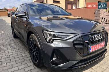 Позашляховик / Кросовер Audi e-tron S Sportback 2020 в  фото 4 Позашляховик / Кросовер Audi e-tron S Sportback 2020 в