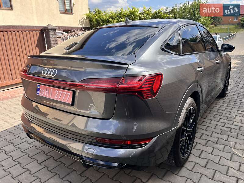 Внедорожник / Кроссовер Audi e-tron S Sportback 2020 в Луцке фото 7 Внедорожник / Кроссовер Audi e-tron S Sportback 2020 в Луцке