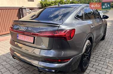 Позашляховик / Кросовер Audi e-tron S Sportback 2020 в  фото 7 Позашляховик / Кросовер Audi e-tron S Sportback 2020 в