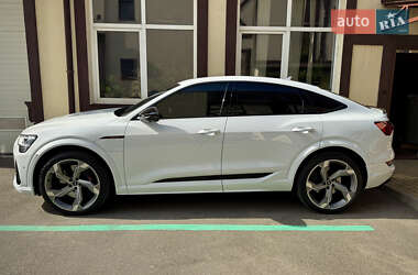 Внедорожник / Кроссовер Audi e-tron S Sportback 2022 в 