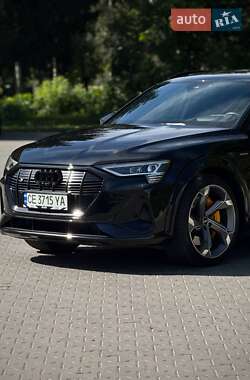 Позашляховик / Кросовер Audi e-tron S Sportback 2021 в  фото 5 Позашляховик / Кросовер Audi e-tron S Sportback 2021 в