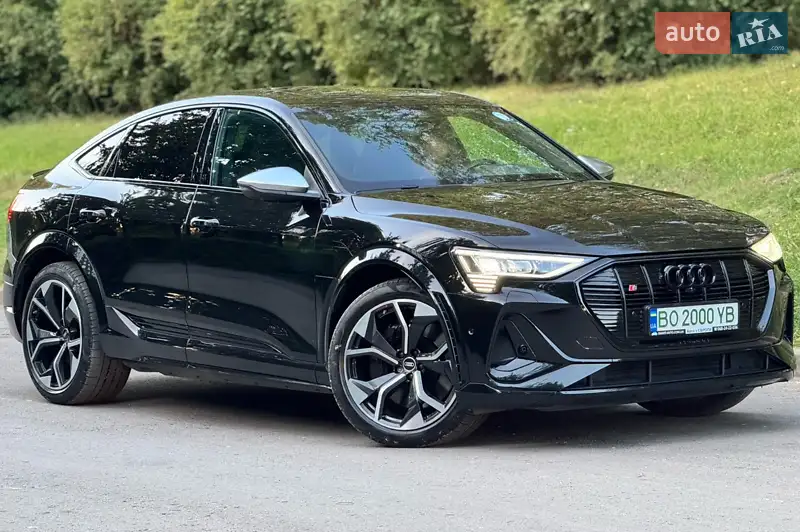Audi e-tron S Sportback 2021