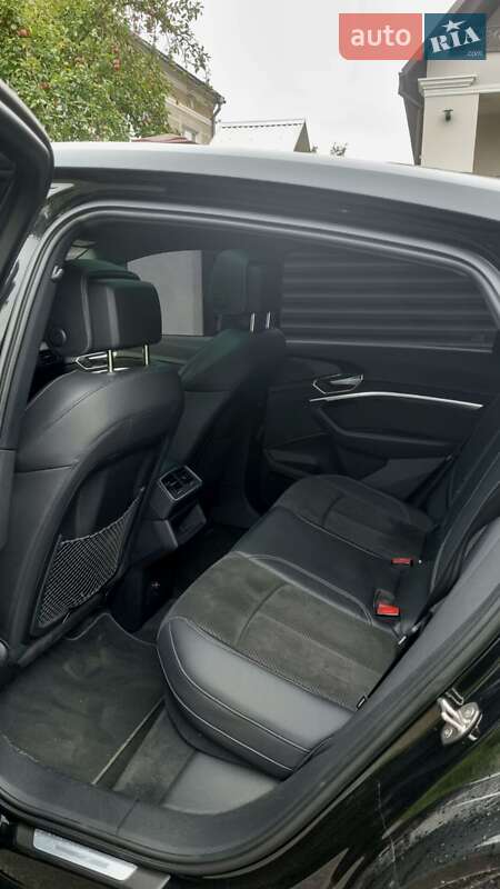 Позашляховик / Кросовер Audi e-tron S Sportback 2021 в Тернополі фото 12 Позашляховик / Кросовер Audi e-tron S Sportback 2021 в Тернополі