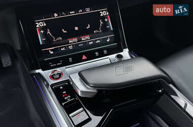 Внедорожник / Кроссовер Audi e-tron S Sportback 2021 в 