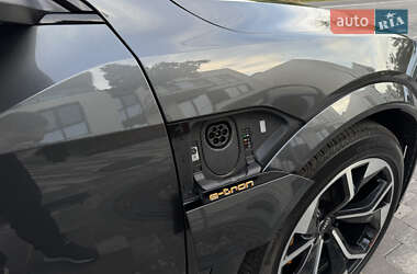 Внедорожник / Кроссовер Audi e-tron S Sportback 2021 в 