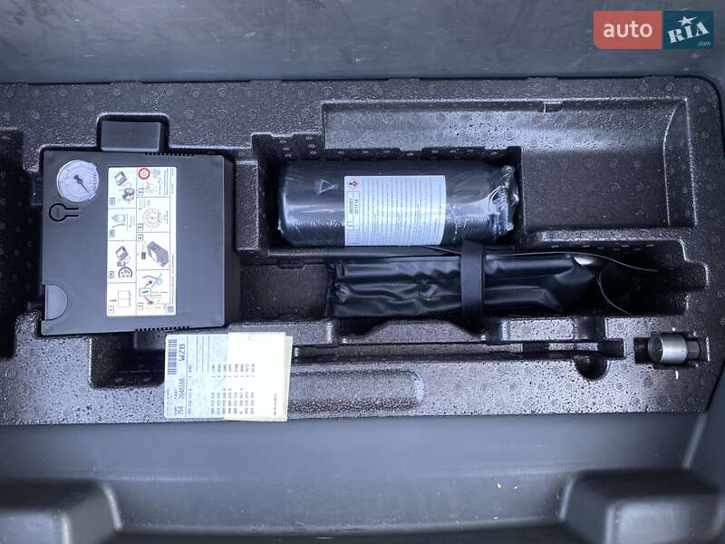 Позашляховик / Кросовер Audi e-tron S Sportback 2023 в Львові фото 50 Позашляховик / Кросовер Audi e-tron S Sportback 2023 в Львові