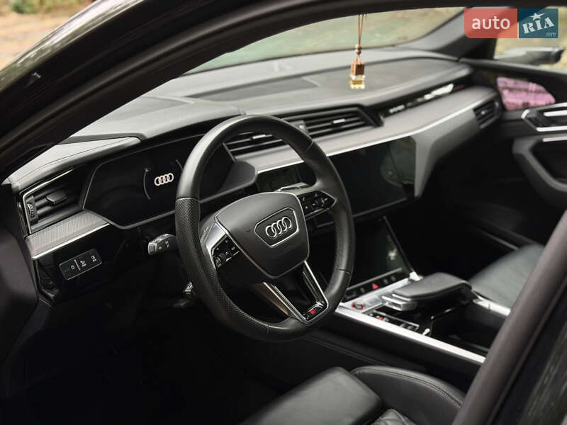 Внедорожник / Кроссовер Audi e-tron S Sportback 2022 в Черновцах