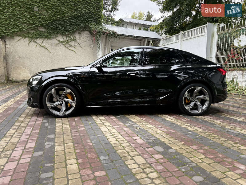 Внедорожник / Кроссовер Audi e-tron S Sportback 2022 в Черновцах