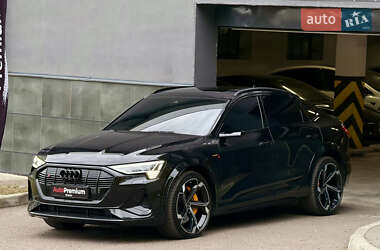 Внедорожник / Кроссовер Audi e-tron S Sportback 2023 в 