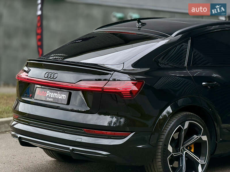 Внедорожник / Кроссовер Audi e-tron S Sportback 2023 в Харькове