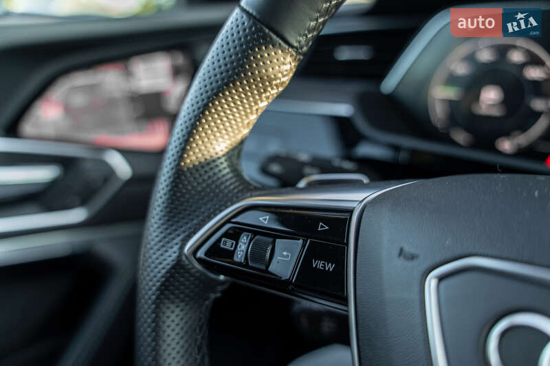 Внедорожник / Кроссовер Audi e-tron S Sportback 2021 в Львове фото 24 Внедорожник / Кроссовер Audi e-tron S Sportback 2021 в Львове
