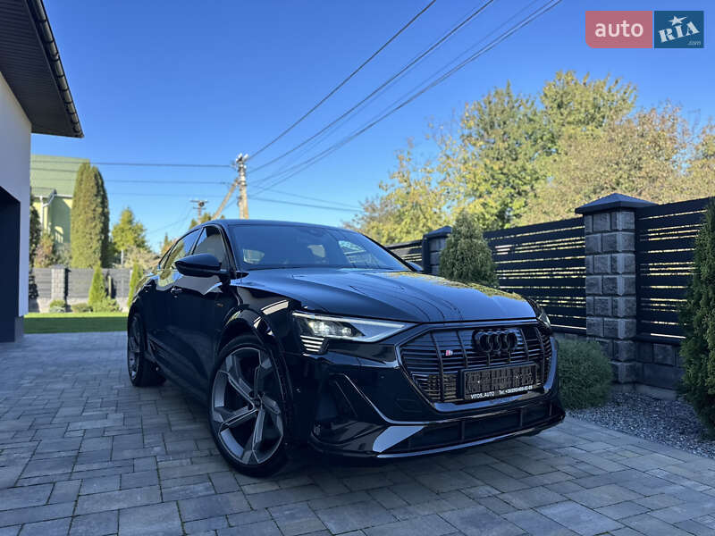 Внедорожник / Кроссовер Audi e-tron S Sportback 2022 в 