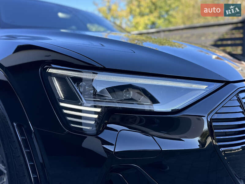 Позашляховик / Кросовер Audi e-tron S Sportback 2022 в Луцьку фото 27 Позашляховик / Кросовер Audi e-tron S Sportback 2022 в Луцьку