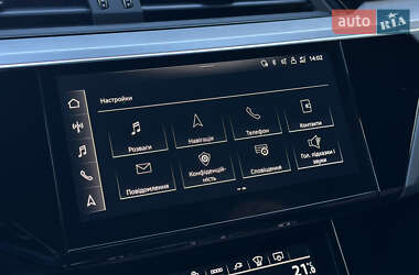 Внедорожник / Кроссовер Audi e-tron S Sportback 2022 в 