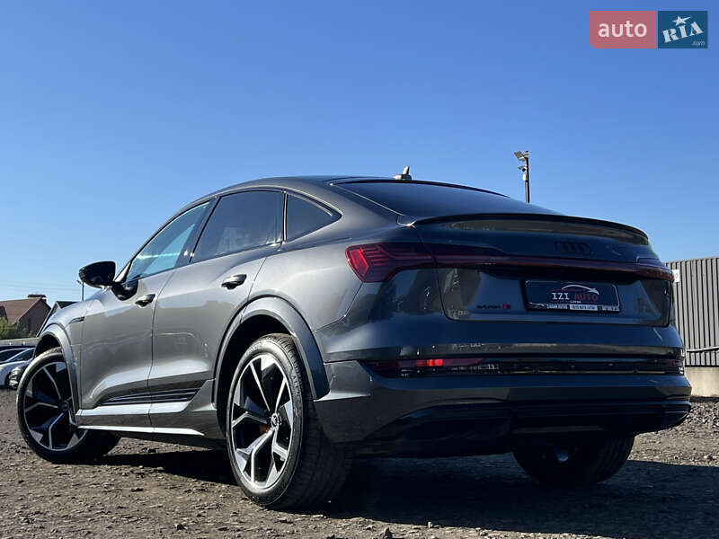 Позашляховик / Кросовер Audi e-tron S Sportback 2022 в Луцьку