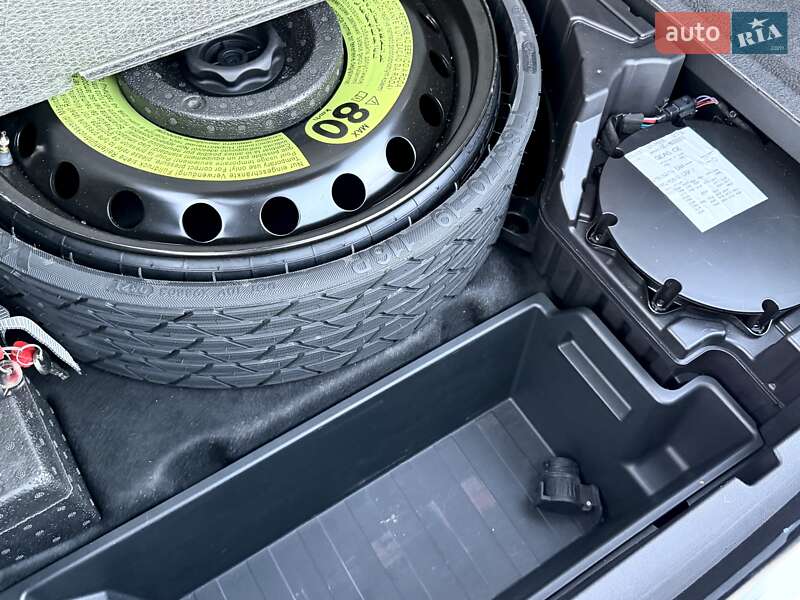 Внедорожник / Кроссовер Audi e-tron S Sportback 2021 в Киеве фото 18 Внедорожник / Кроссовер Audi e-tron S Sportback 2021 в Киеве