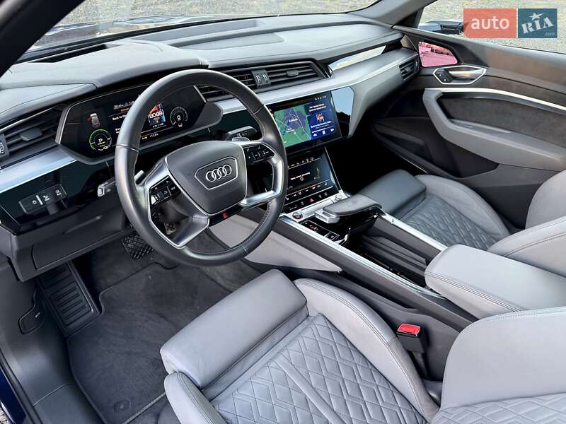 Внедорожник / Кроссовер Audi e-tron S Sportback 2021 в Киеве фото 31 Внедорожник / Кроссовер Audi e-tron S Sportback 2021 в Киеве