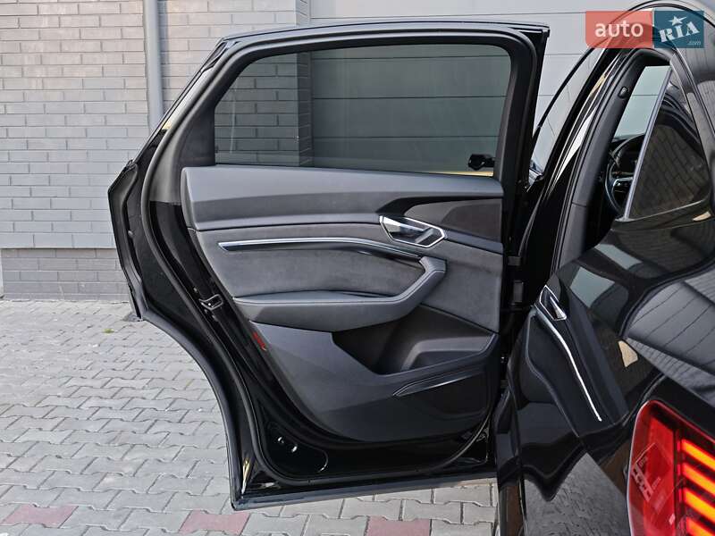 Позашляховик / Кросовер Audi e-tron S Sportback 2021 в Луцьку фото 48 Позашляховик / Кросовер Audi e-tron S Sportback 2021 в Луцьку