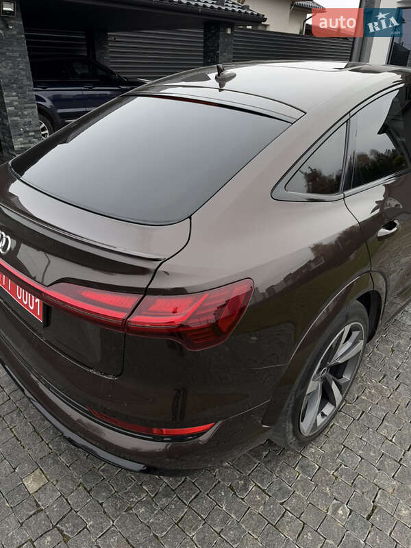 Позашляховик / Кросовер Audi e-tron S Sportback 2021 в Тернополі фото 16 Позашляховик / Кросовер Audi e-tron S Sportback 2021 в Тернополі