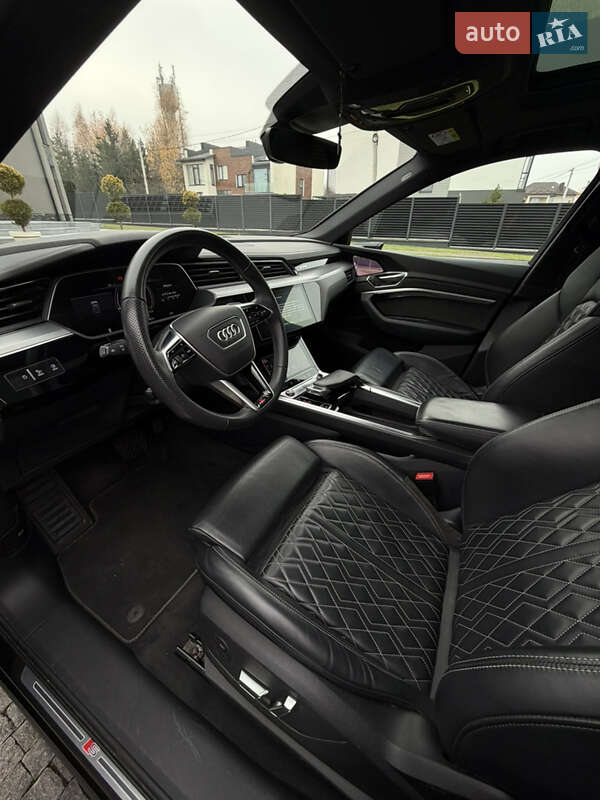 Позашляховик / Кросовер Audi e-tron S Sportback 2021 в Тернополі фото 23 Позашляховик / Кросовер Audi e-tron S Sportback 2021 в Тернополі