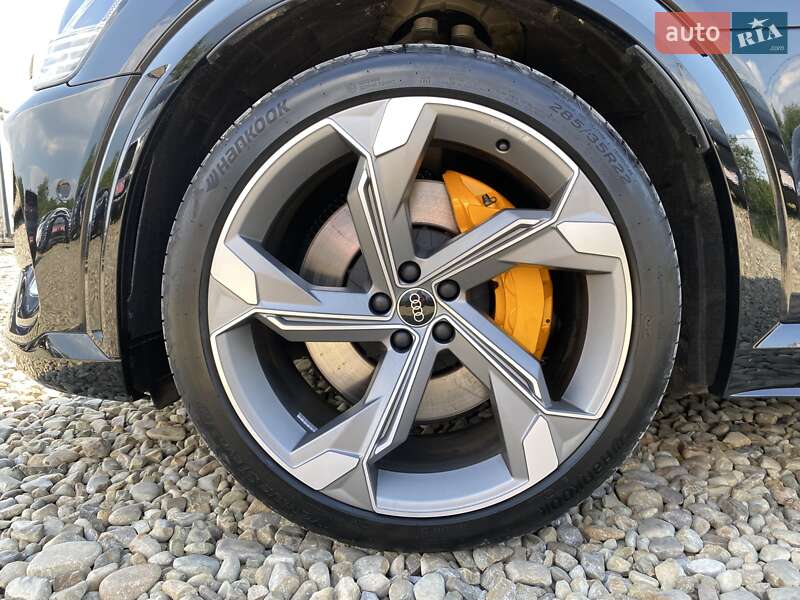 Внедорожник / Кроссовер Audi e-tron S Sportback 2023 в Львове