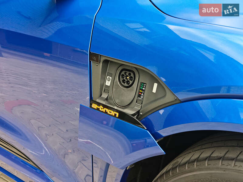 Позашляховик / Кросовер Audi e-tron S Sportback 2021 в Луцьку
