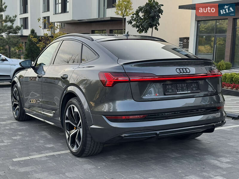Позашляховик / Кросовер Audi e-tron S Sportback 2021 в Ужгороді