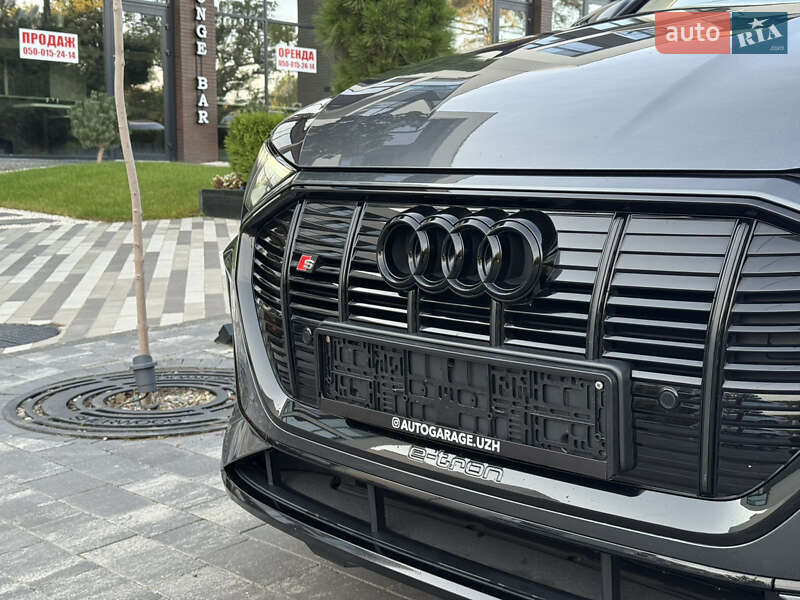 Позашляховик / Кросовер Audi e-tron S Sportback 2021 в Ужгороді