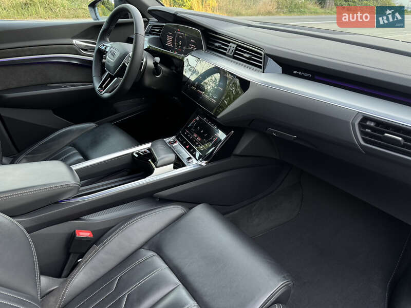 Позашляховик / Кросовер Audi e-tron S Sportback 2021 в Ужгороді