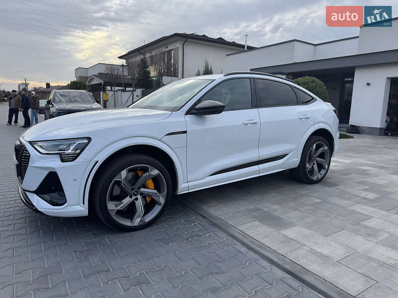 Позашляховик / Кросовер Audi e-tron S Sportback 2022 в Дніпрі фото Позашляховик / Кросовер Audi e-tron S Sportback 2022 в Дніпрі