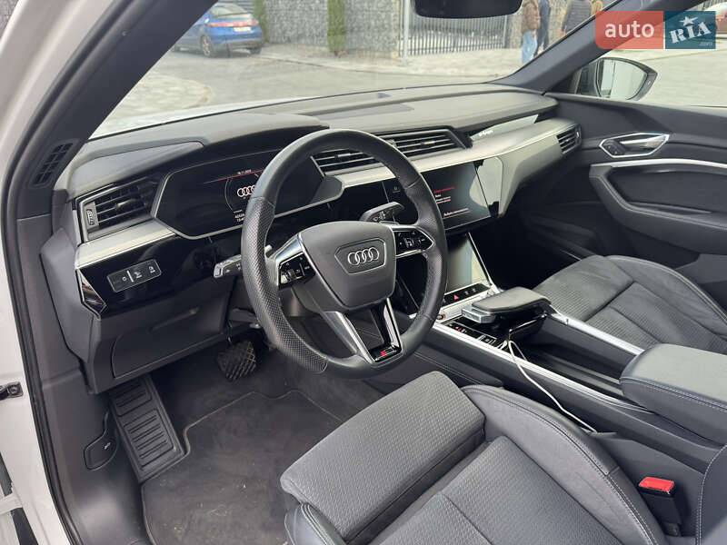 Позашляховик / Кросовер Audi e-tron S Sportback 2022 в Дніпрі фото 5 Позашляховик / Кросовер Audi e-tron S Sportback 2022 в Дніпрі