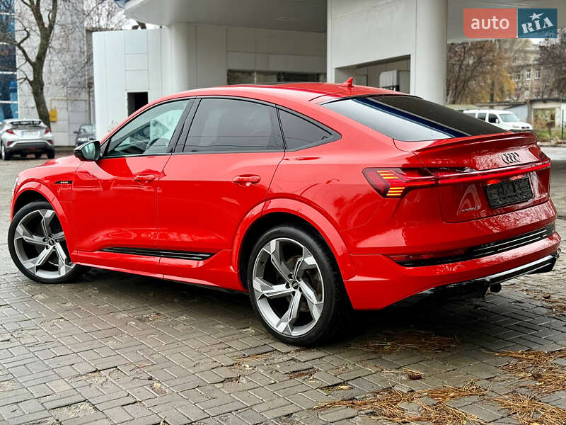 Внедорожник / Кроссовер Audi e-tron S Sportback 2022 в Днепре