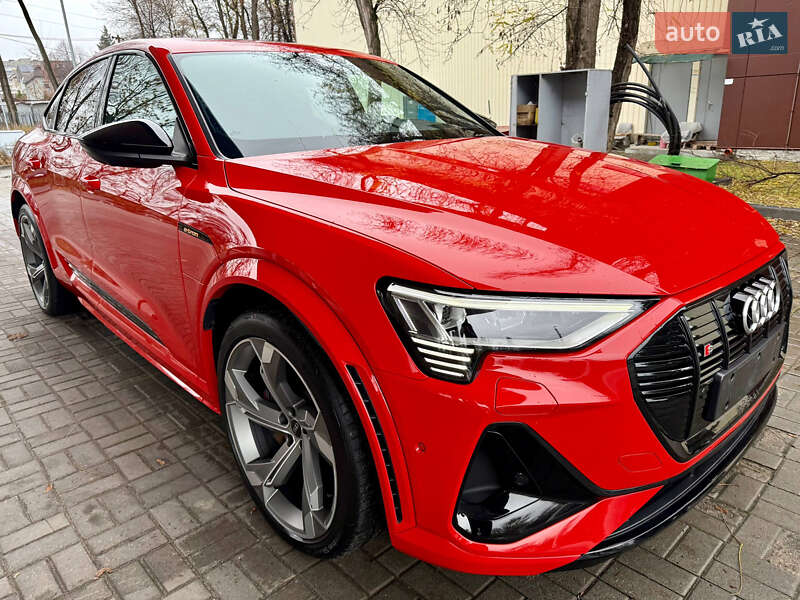 Внедорожник / Кроссовер Audi e-tron S Sportback 2022 в Днепре