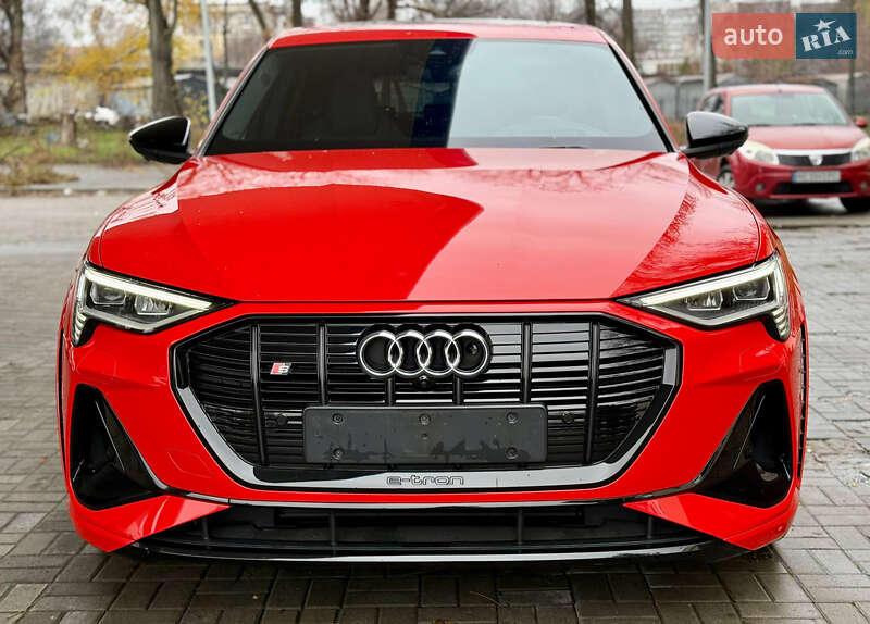 Внедорожник / Кроссовер Audi e-tron S Sportback 2022 в Днепре