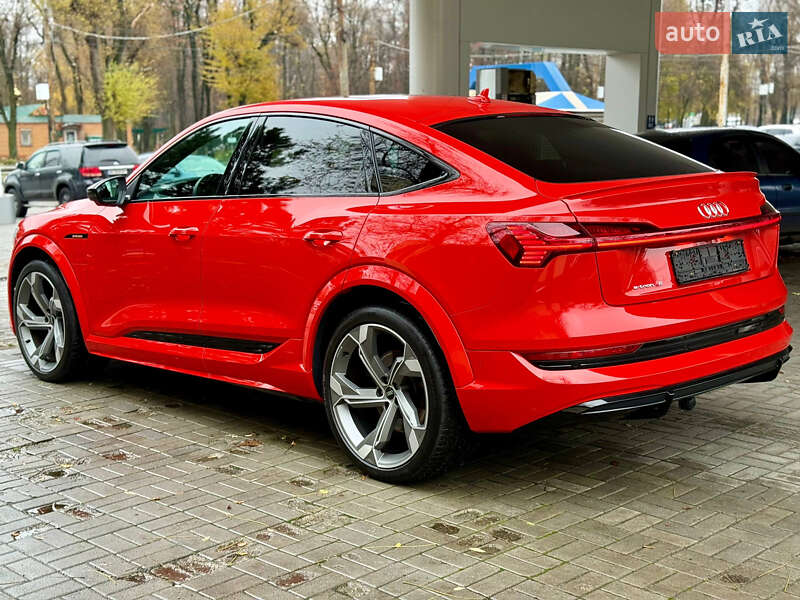 Внедорожник / Кроссовер Audi e-tron S Sportback 2022 в Днепре