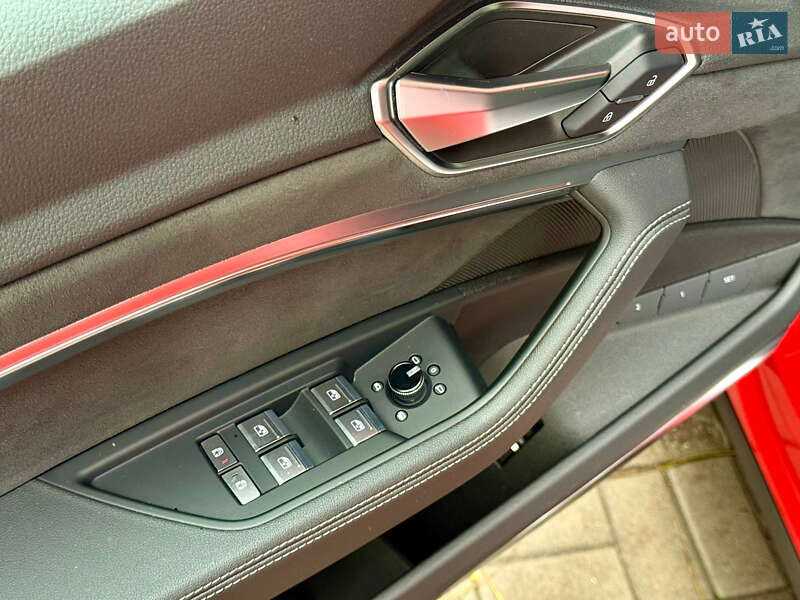 Внедорожник / Кроссовер Audi e-tron S Sportback 2022 в Днепре