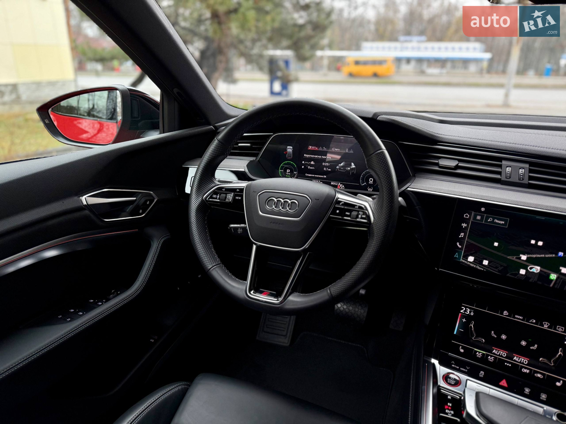 2022 Audi e-tron S Sportback - мініатюра 52