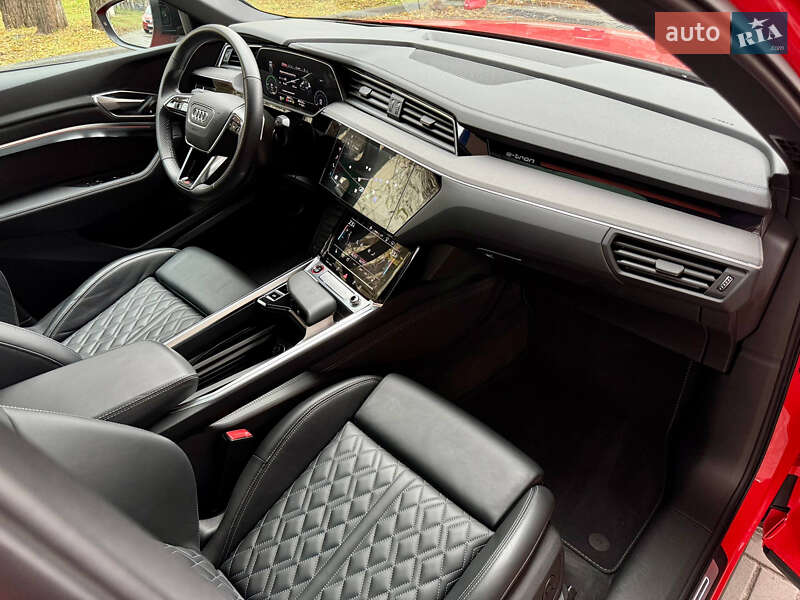 Внедорожник / Кроссовер Audi e-tron S Sportback 2022 в Днепре