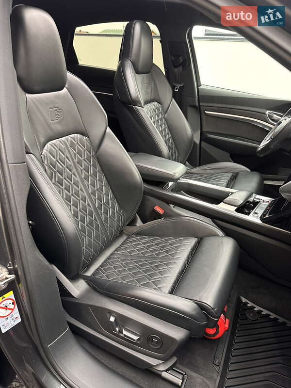 Позашляховик / Кросовер Audi e-tron S Sportback 2021 в Ужгороді фото 10 Позашляховик / Кросовер Audi e-tron S Sportback 2021 в Ужгороді