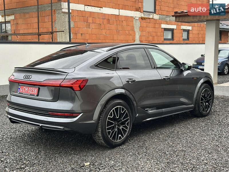 Позашляховик / Кросовер Audi e-tron S Sportback 2021 в Ужгороді фото 23 Позашляховик / Кросовер Audi e-tron S Sportback 2021 в Ужгороді