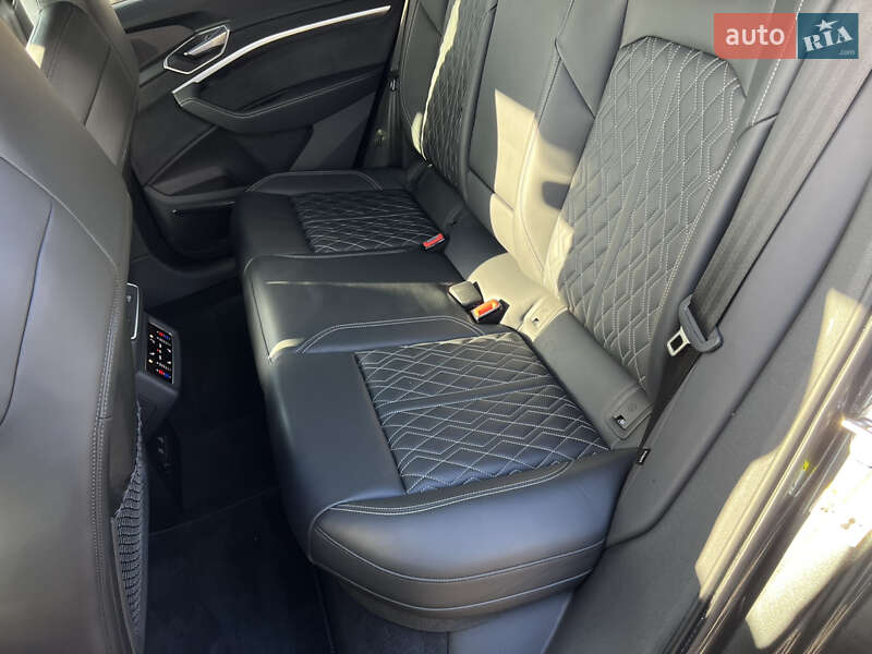 Внедорожник / Кроссовер Audi e-tron S Sportback 2023 в Луцке