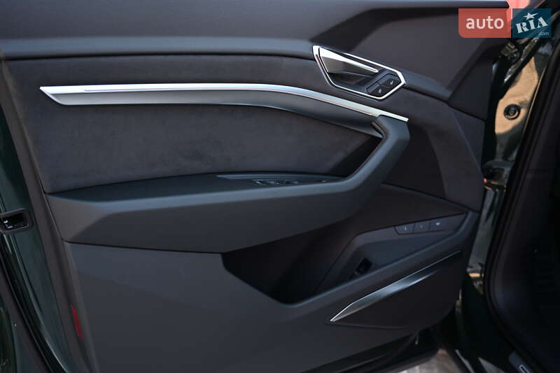 Позашляховик / Кросовер Audi e-tron S Sportback 2022 в Львові фото 28 Позашляховик / Кросовер Audi e-tron S Sportback 2022 в Львові