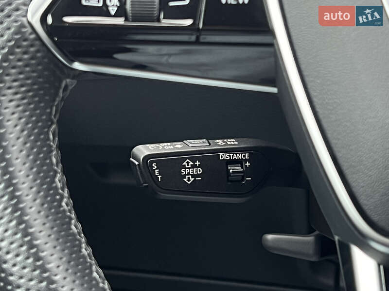 Позашляховик / Кросовер Audi e-tron S Sportback 2023 в Луцьку