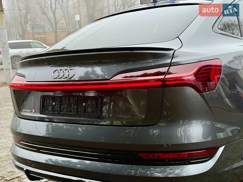 Внедорожник / Кроссовер Audi e-tron S Sportback 2022 в Днепре