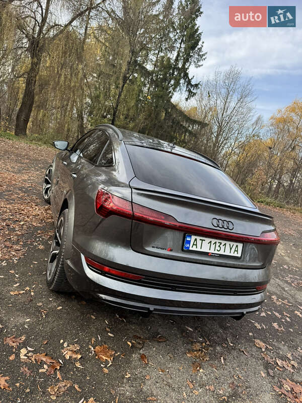 Внедорожник / Кроссовер Audi e-tron S Sportback 2023 в Калуше